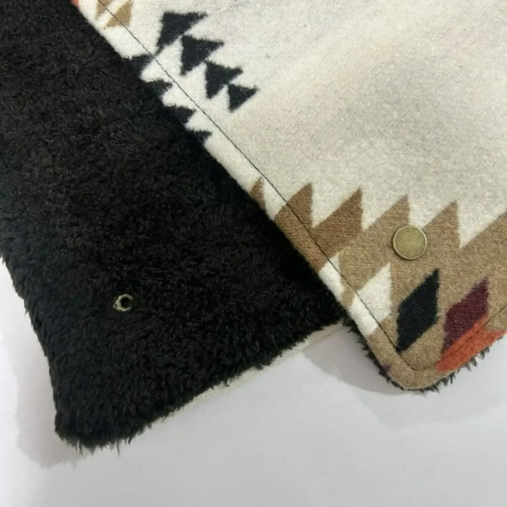 NWT - Zeblioso Aztec Western Scarf